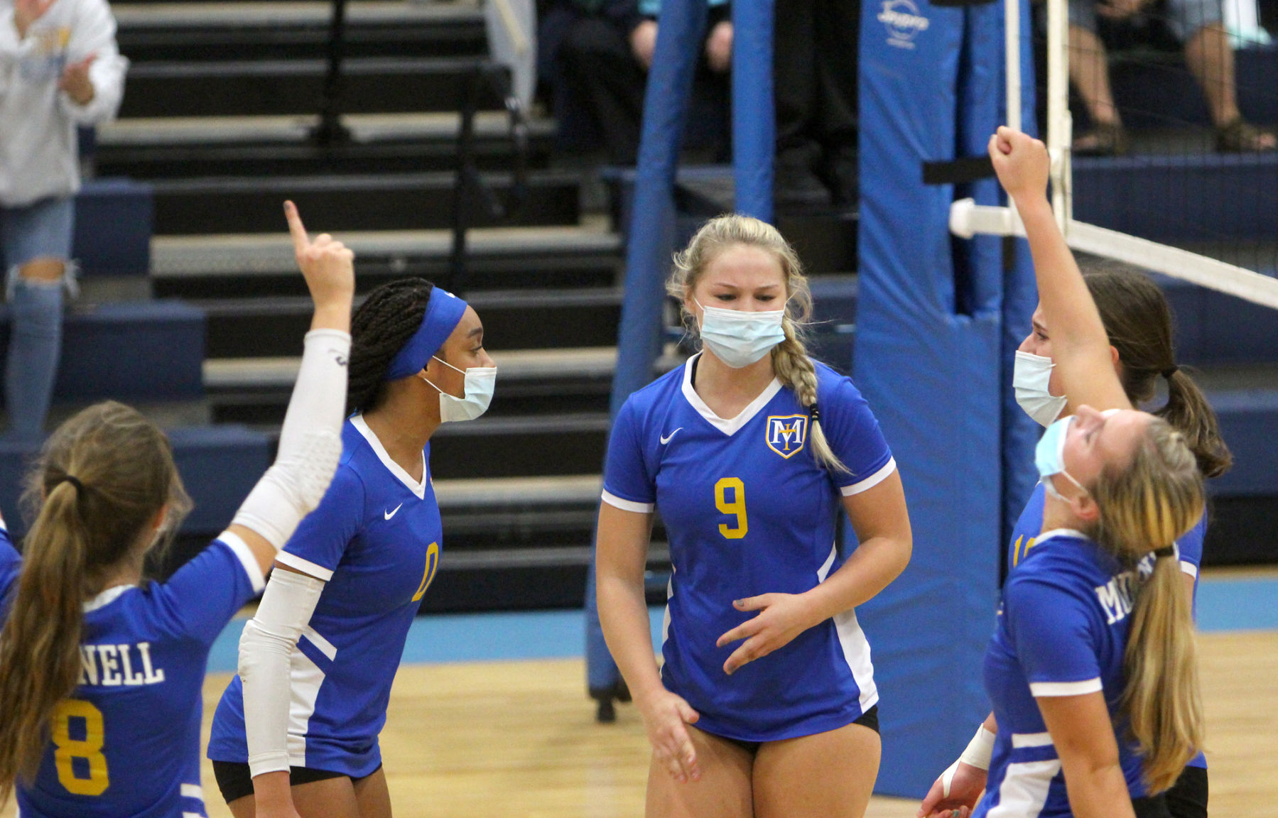 McDonell volleyball vs Catholic Central at Division 4 state championship 11-7-20